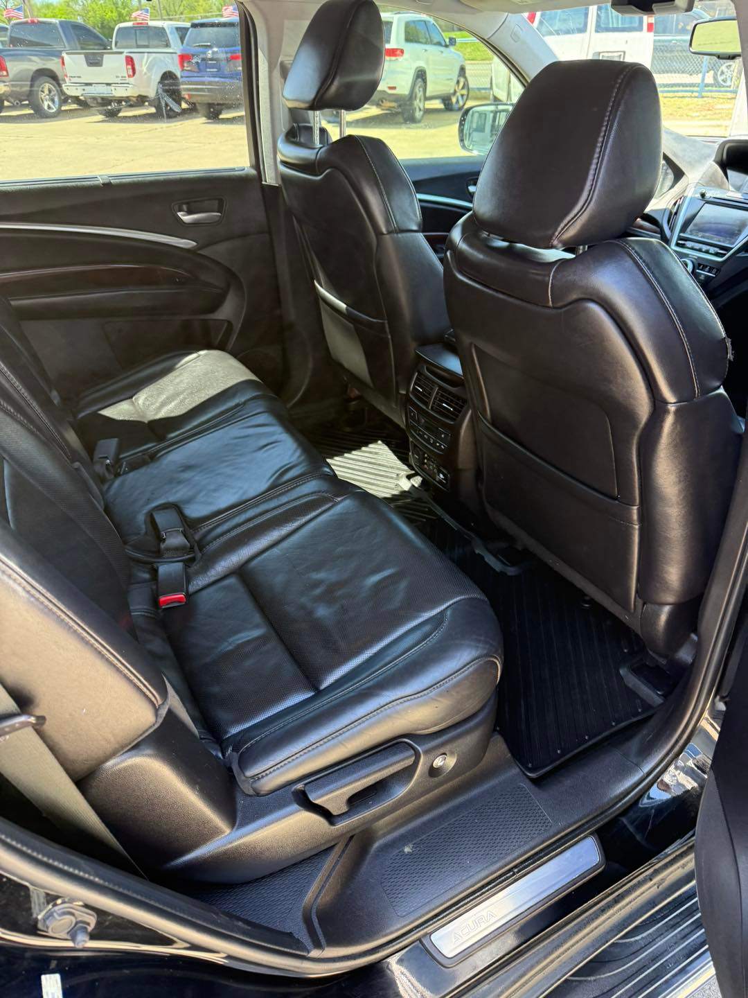 Car Image 8