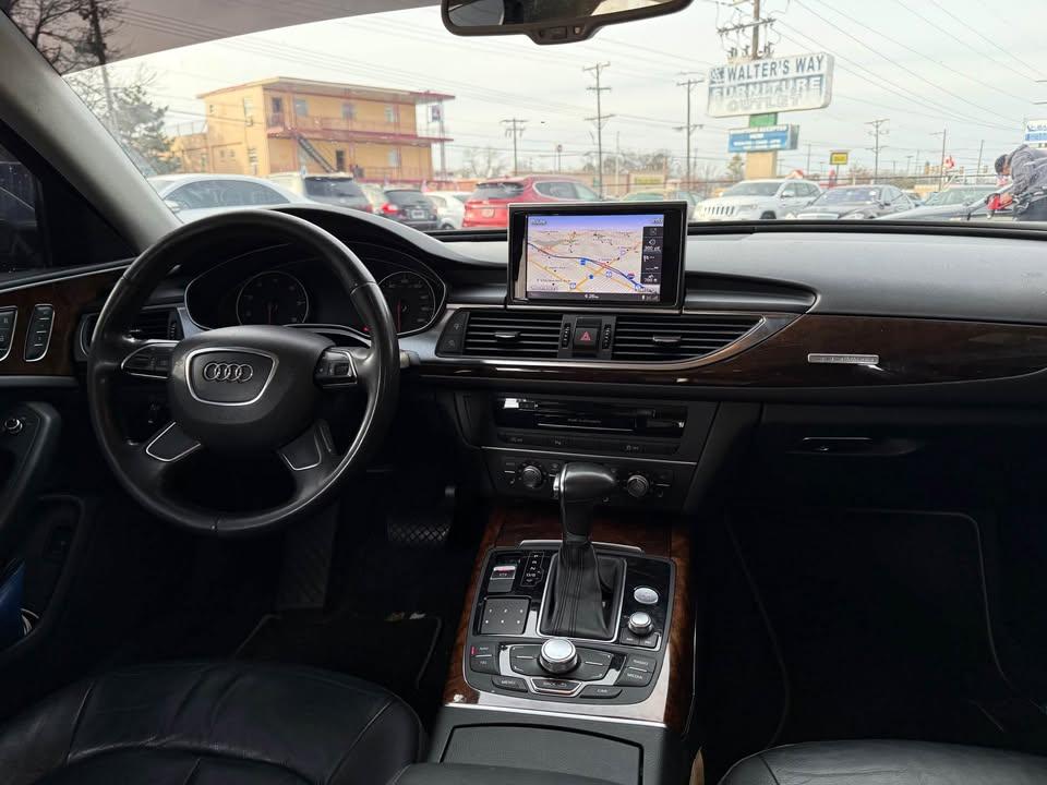 Car Image 12
