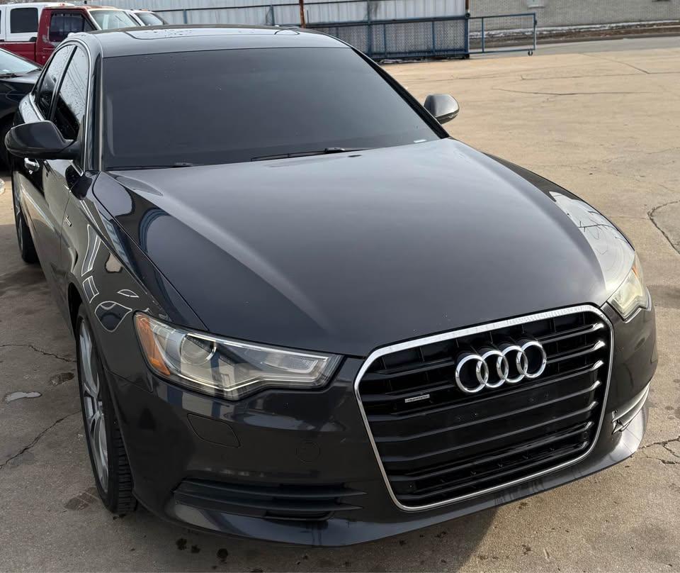 Car Image 8