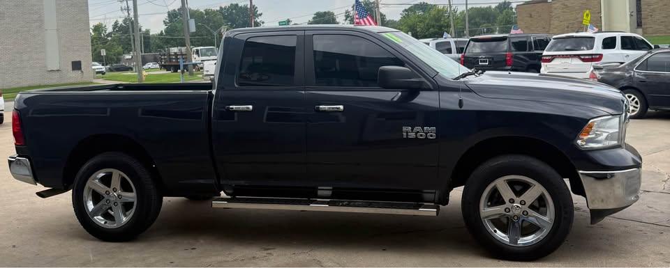 Car Image 11