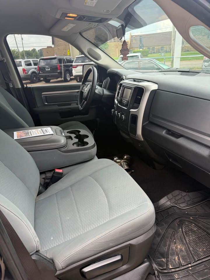 Car Image 6