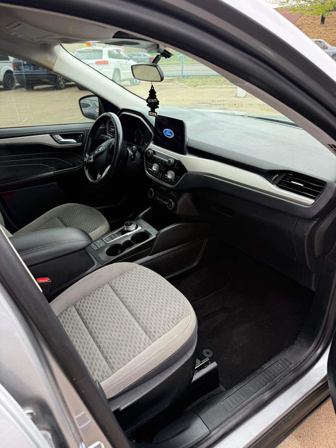 Car Image 11