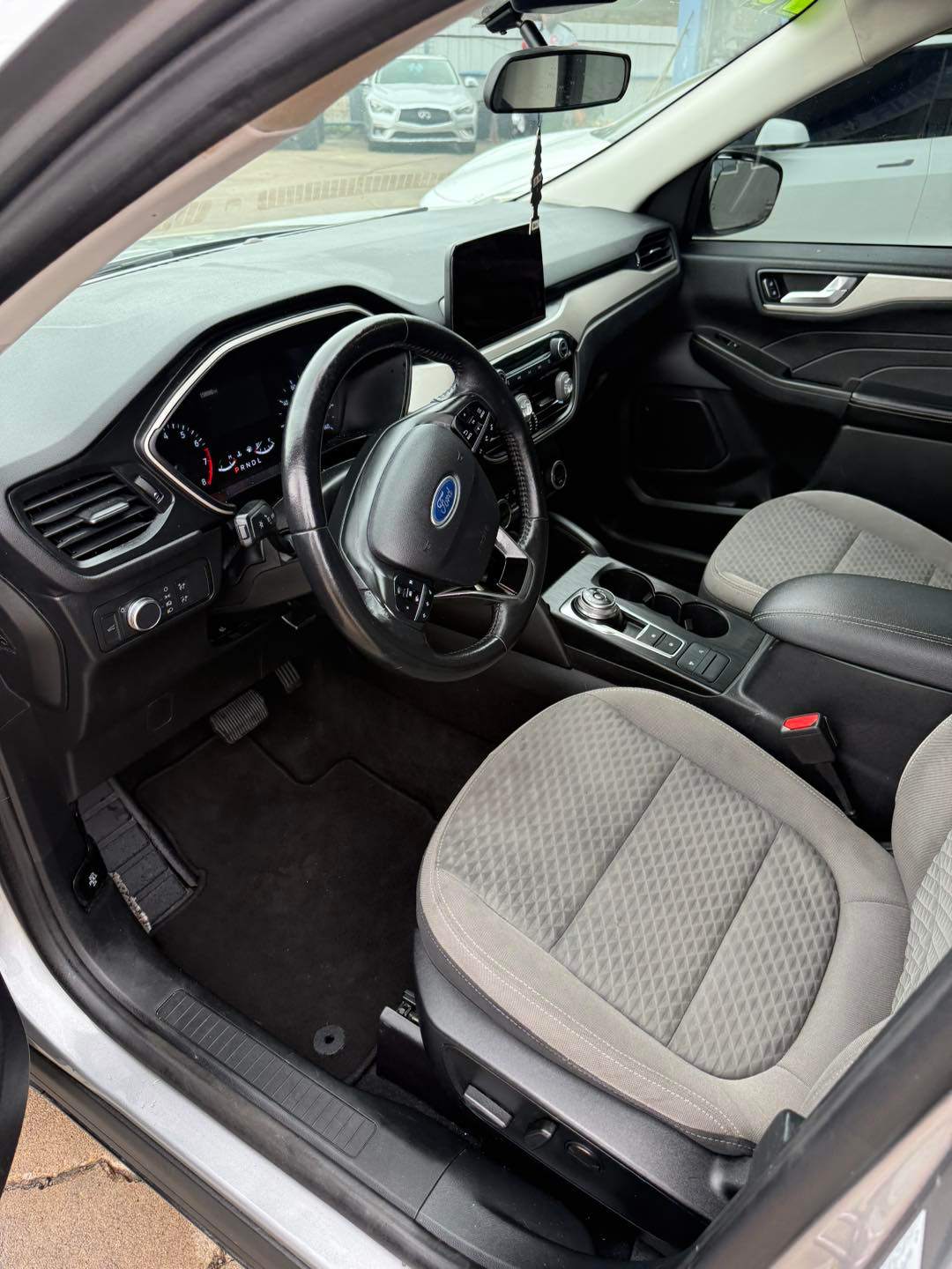 Car Image 5