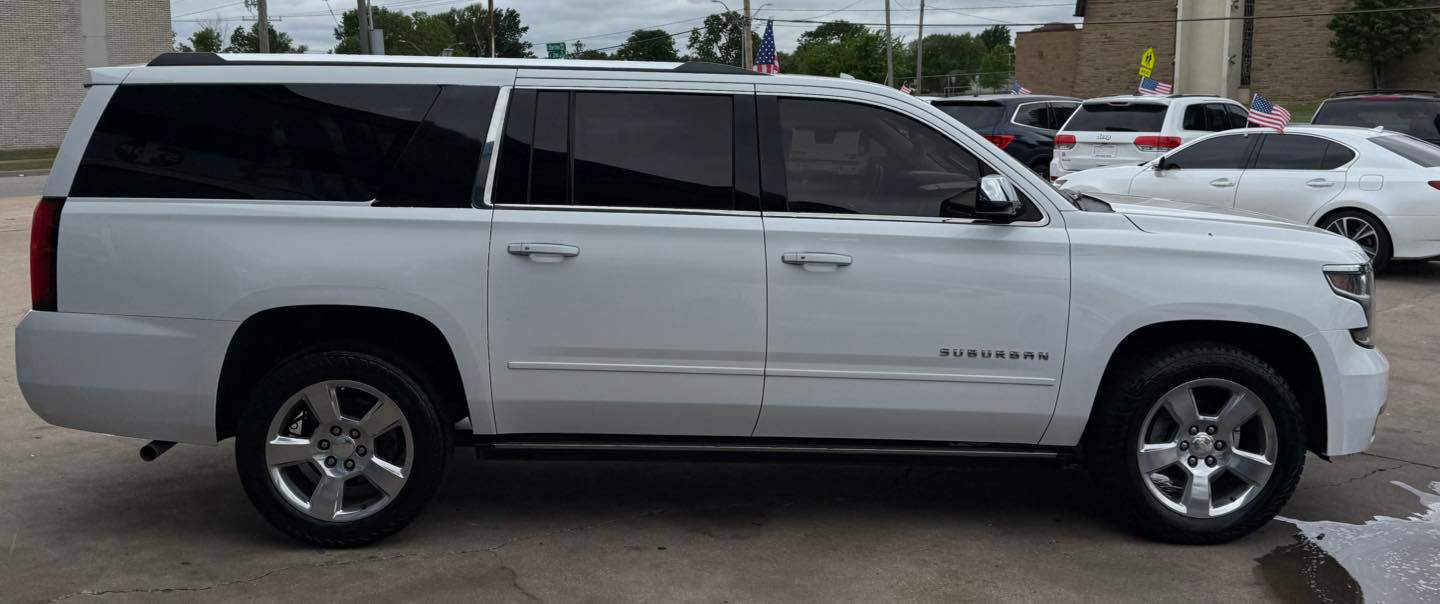 Car Image 12