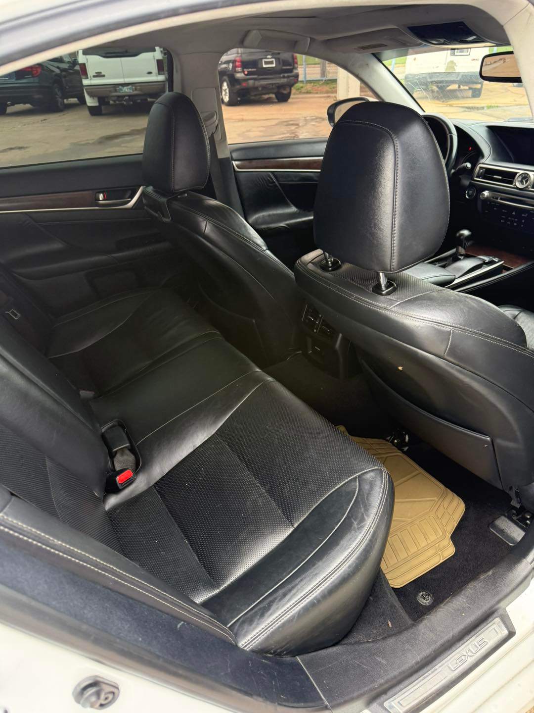 Car Image 13