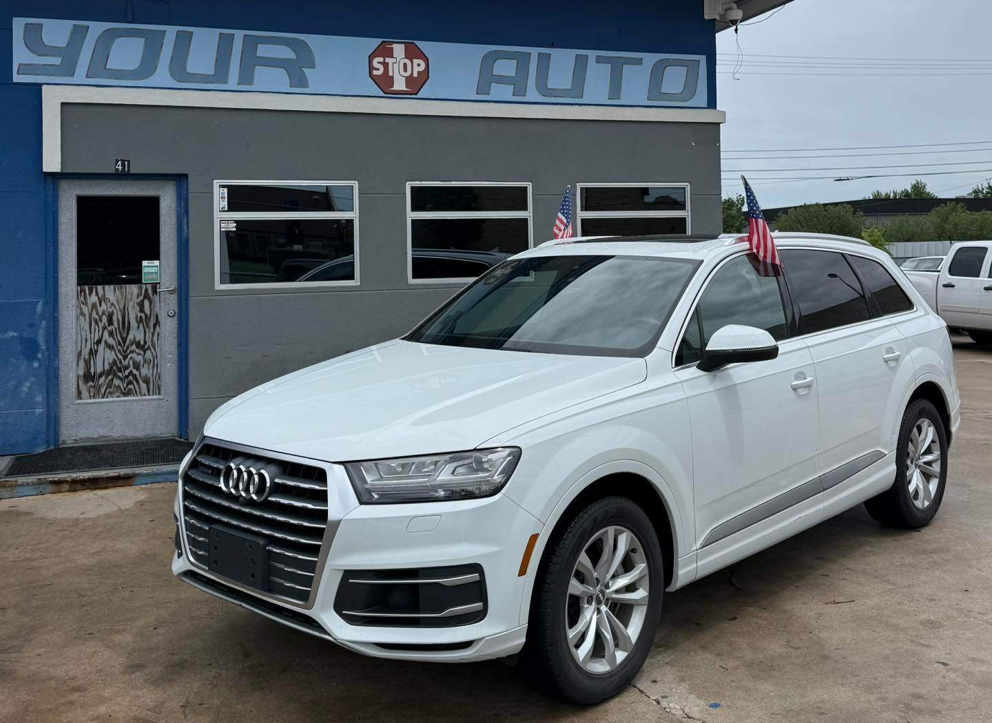 Car Image 8