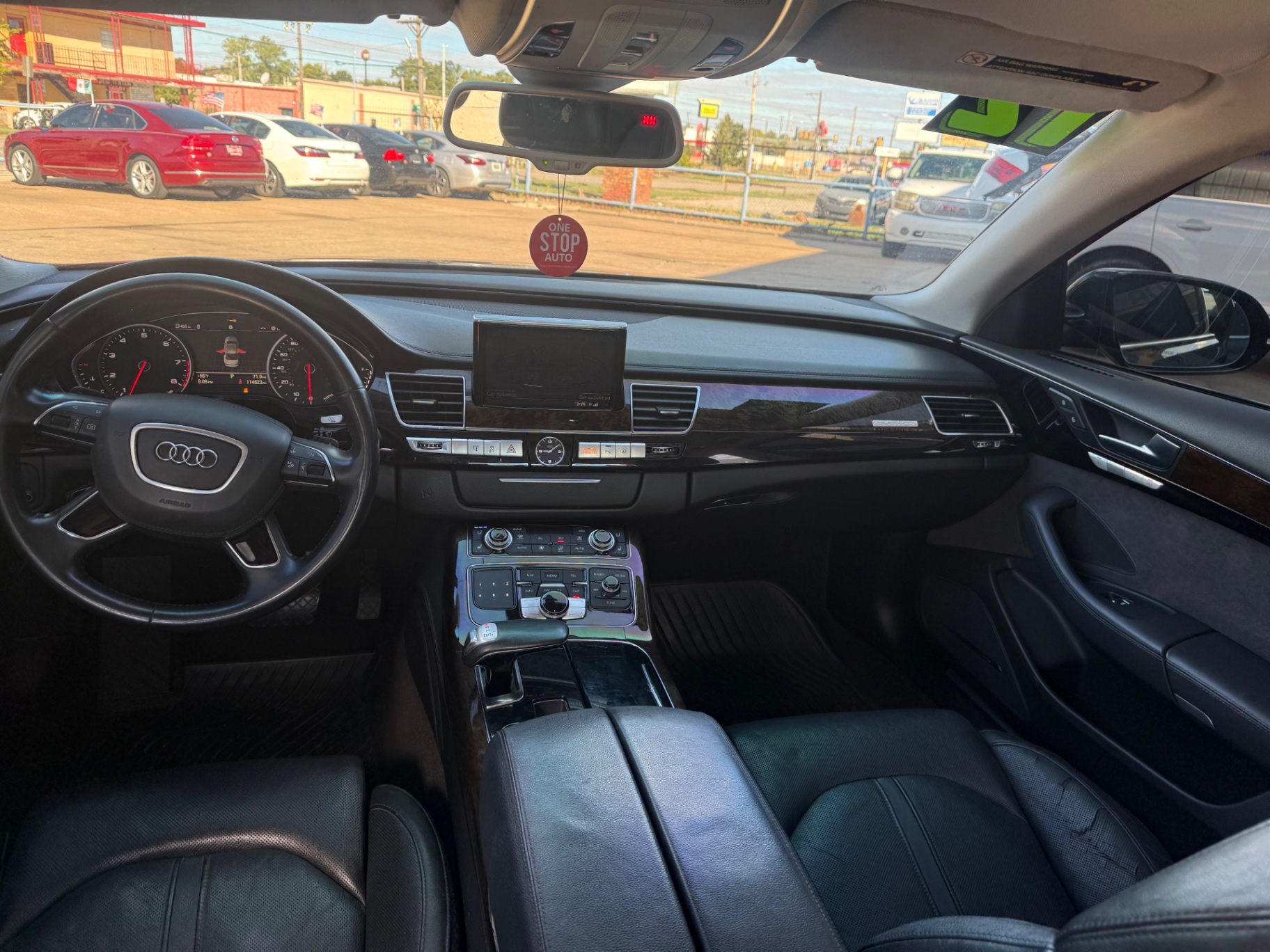 Car Image 13