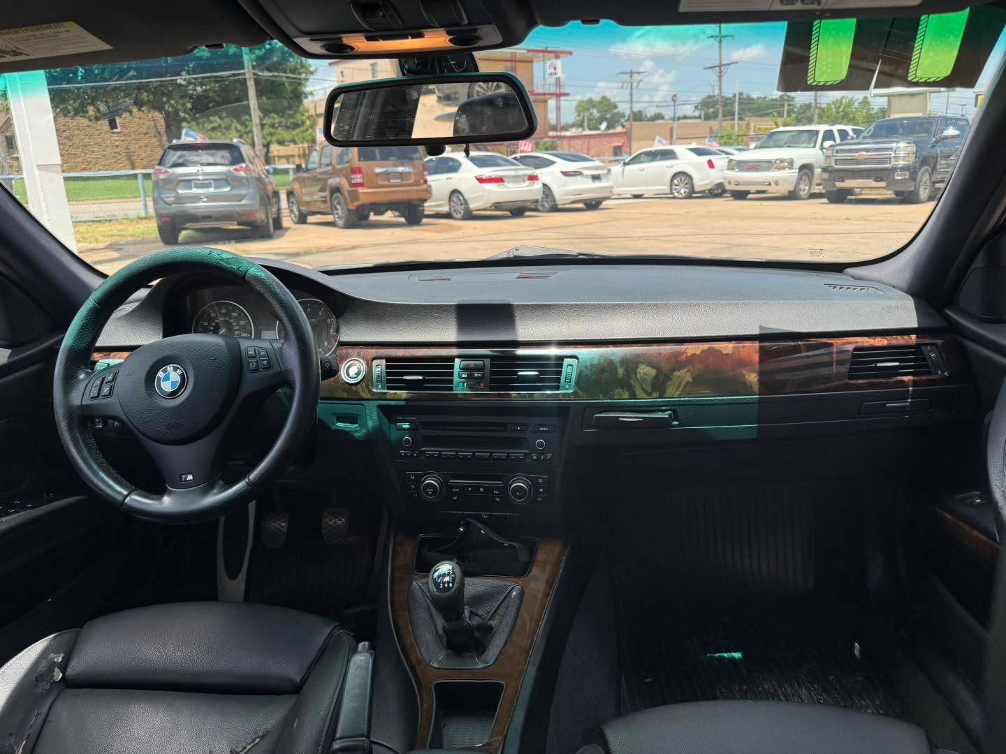 Car Image 13